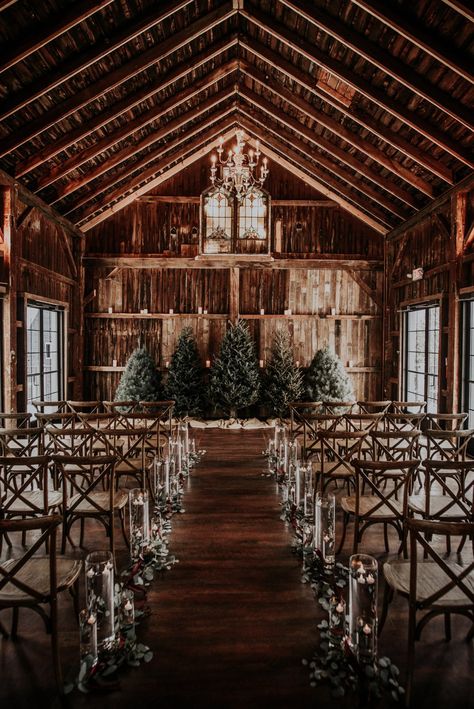 Christmas Wedding Themes, Christmas Wedding Inspiration, Rustic Winter Wedding, Winter Wedding Decorations, December Wedding, Wedding Winter, Winter Wedding Inspiration, Winter Wonderland Wedding, Future Wedding Plans