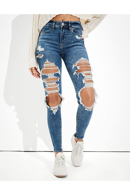 These jeans are Real Good: made in a factory that meets our standards for water recycling and reduction./Ne(x)t Level Stretch/Our softest, stretchiest, never-loses-its-shape denim/Won't bag out. Ever./Medium wash/Ripped American Eagle Jeans Ripped, Cute Ripped Jeans, Ripped Jeans Outfit, American Eagle Ripped Jeans, American Eagle Outfits, Womens Jeggings, Jeans Outfit Casual, Casual School Outfits, Jeans American Eagle