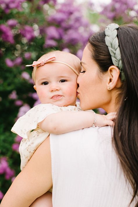 Lilac Mommy and Me Pictures | Utah Photographer l Best family photographer l What to wear for pictures l Mommy & me sessions l Best pose ideas l Candid pose ideas Mother Daughter Infant Photos, Momma And Daughter Photoshoot, Mommy And Me One Year Photo Shoot, Mommy And Me Photo Shoot 8 Month Old, Mommy And Me Picture Ideas, Cute Mom And Baby Pictures, Mommy Toddler Photoshoot, Mom And Me Pictures, Lilac Photoshoot Ideas