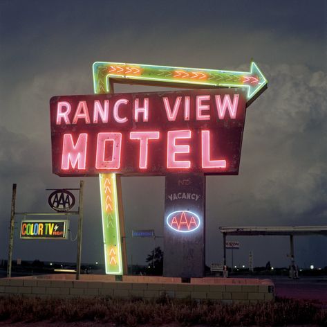 <em>Vaughn, New Mexico; June, 1979.</em> #boulderinn Motel Signs, Old Neon Signs, Retro Signage, Vintage Neon, Vintage Neon Signs, Neon Nights, Retro Sign, Hotel Motel, The Vanishing