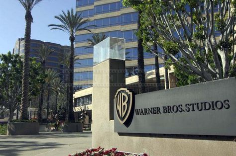 Warner Bros Studio Tour Los Angeles, Warner Bros Studios Los Angeles, Warner Brothers Studio Tour, Warner Brothers Studio, Warner Bros Studio Tour, Warner Bros Studio, Warner Bros Studios, London Attractions, Kensington Gardens