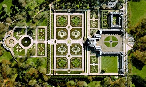 Het Loo Palace, Apeldoorn, The Netherlands Contemplating Humanity’s Effect On Planet Earth, From Above Formal Gardens, Satellite Photos Of Earth, Earth Photos, Desain Lanskap, Palace Garden, Formal Garden, Classic Garden, Satellite Image, Planet Earth