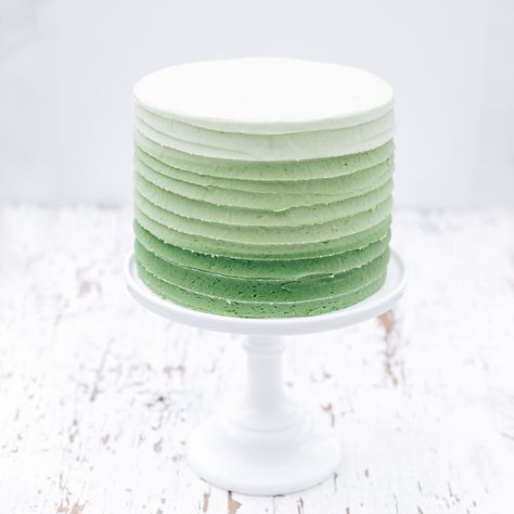 Avocado Gradient Cake | Mother's Day Cake Ideas || JennyCookies.com Green And White Ombre Cake, Ombré Green Cake, Avocado Smash Cake, Green 1st Birthday Cake, Avocado Cake Decoration, Green Ombre Smash Cake, March Cake Ideas, Sage Green Ombre Cake, Ombre Green Cake