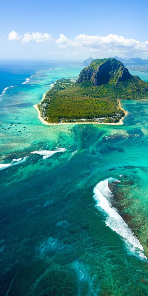 Mauritius, Mauritius Island, African Travel, Summer Trip, Alam Semula Jadi, Beautiful Places In The World, Best Places To Travel, Summer Travel, Science And Nature