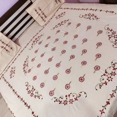 Hand embroidery bedsheet cotton fabric bedsheet Queen size double bedsheet with two pillow cover 90*105 Light skin color 1400/- free shipping all over india No cash on delivery 7710863253 #reels #handembroiderybedsheet #handembroidery #handembroidered #handmadecrafts #handloom #gift #giftideas #bedsheetgift #like #fyp #likesforlike #follow #kathawork Handmade Crafts, Hand Embroidery Bedsheet, Embroidery Bedsheet, Light Skin, Cash On Delivery, Skin Color, Queen Size, Bed Sheets, Hand Embroidered