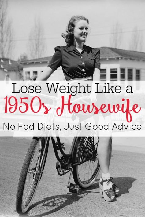 Trying to lose weight? Try these simple tips from 1950s housewives. No fad diets involved. #1950s #WeightLoss #Fitness 1950 Style Home, 1950s Housewife Diet, 1950s Housewife Daily Routine, 1950s Diet Plan, 1950s Workout, 1950s Crafts, 1950s Exercise, 50s Fashion For Women 1950s, 50s Workout