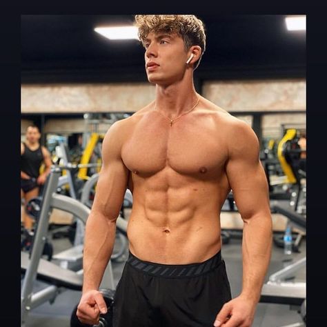 Thrilling Entanglements (YOLO) on Instagram: “Saturday workout!” Natural Bodybuilding Men Physique, Saturday Workout, Blue Jacket Men, Forearm Workout, Best Gym Workout, Perfect Physique, Abs And Cardio Workout, Bodybuilders Men, Natural Bodybuilding