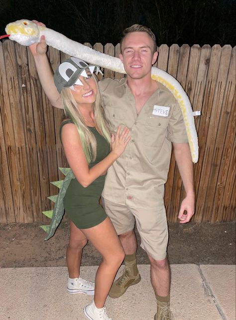 Steve Irwin And Crocodile Couple Costume, Steve Irwin Halloween Costume, Steve Irwin Costume Couple, Crocodile Halloween Costume, Crocodile Hunter Couple Costume, Steve Erwin And Crocodile Costume, Crocodile Hunter Costume, Cute Dynamic Duo Costumes Couples, Steve Irwin And Crocodile Costume