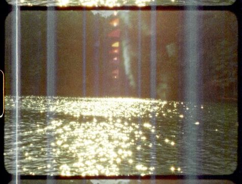 Jordan Shankman Films on Instagram: “I’ve got a weakness for sunlight on water. Even more so when it hits emulsion. Shot on #super8 with @kodak Vision 3 200t” Super 8 Photography, Super 8 Film Aesthetic, Water Cinematography, Sunlight On Water, Colorful Portrait Photography, Summertime Madness, Golden Fields, Urban Intervention, Super 8 Film