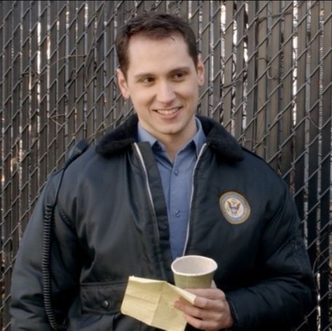 Matt McGorry is adorbz in Orange is the New Black Daya Diaz, Matt Mcgorry, John Bennett, Men Crush, Graphic Wall Art, Prison Guard, Black Toilet, Black Costume, Black Characters