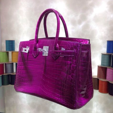 Crocodile Leather Bags Crocodile Birkin, Birkin Hermes, Luxury Bags Collection, Hot Bags, Purple Bag, Hermes Bag Birkin, Fancy Bags, Luxury Purses, Beautiful Handbags