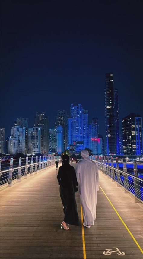 Arab Couple Aesthetic, Arab Couple, Thirty Flirty And Thriving, Rich Couple, Luxury Couple, Handsome Arab Men, Insta Bio, Arab Wedding, Muslim Couple Photography