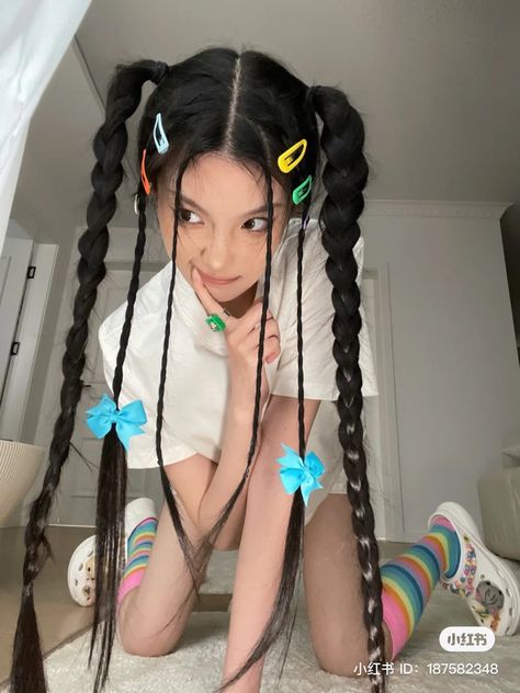 #ulzzang #ulzzangaestheic #tiktok #trending #chinese #makeup Hairstyles For School Pictures, Girls Back To School Hairstyles, Tied Up Hairstyles, Two Ponytail Hairstyles, Perfect Ponytail, Chinese Makeup, Y2k Hairstyles, Cute Ponytails, Kpop Hair