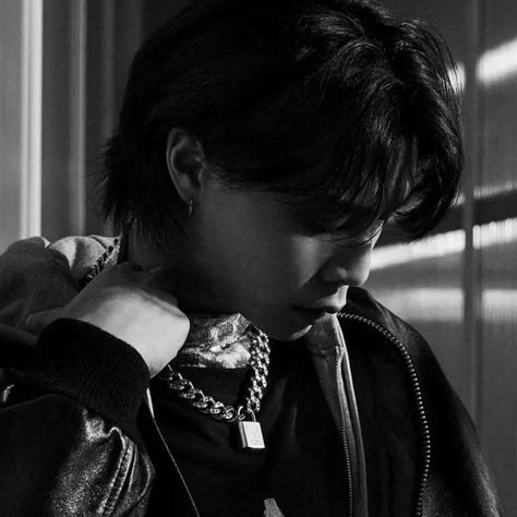 Nct Dark Aesthetic, Johnny Dark, Nct Sticker, Dark Edit, Johnny Nct, Ko Ko Bop, Johnny Suh, Role Player, Nct Johnny