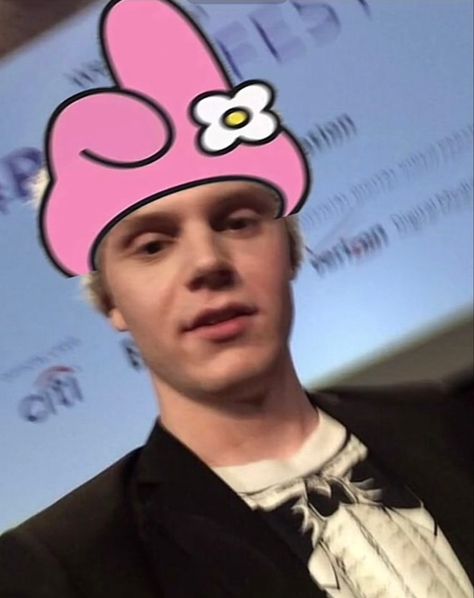 Evan Peters, Evan Peters Selfie, Sanrio Stickers, Evan Peter, Phil Of The Future, Evan Thomas, Love My Man, E 3, Dear Lord