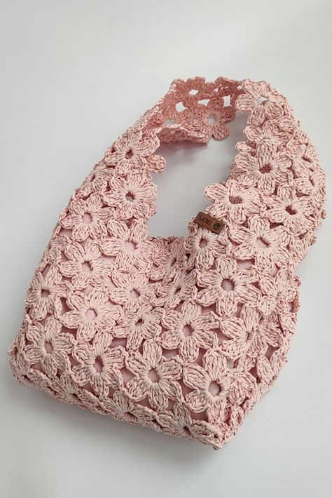 Pink Raffia Crochet Bag - Large Boho Purse for Women Men Crochet, Raffia Crochet, Crochet Bag Pattern Free, Yarn Bag, Crochet Handbags Patterns, Handbag Pattern, Crochet Fashion Patterns, Crochet Bags Purses, Crochet Rose