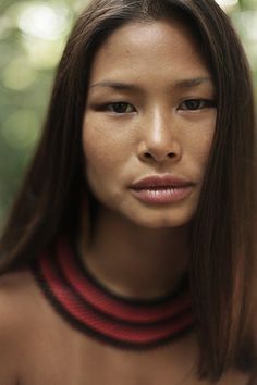 character inspiration Foto Portrait, Native American Beauty, Native American Peoples, Native American Women, Native Indian, Native People, American Beauty, 영감을 주는 캐릭터, People Of The World