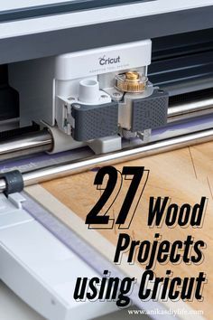 Wood Veneer Projects, Veneer Projects, Easy Cricut Projects, Chipboard Projects, Vinyle Cricut, Wood Project Ideas, Cricut Wood, Wood Etching, Cricut Projects Easy