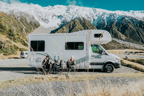 This is how much a New Zealand motorhome road trip actually costs! Whanganui River, Lake Tekapo, Visit New Zealand, Milford Sound, Holiday Park, New Zealand Travel, South Island, Great Food, Queenstown