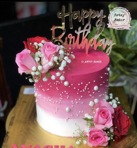 Cake Designs For Women Mom, Cake For Ladies Birthday, Magenta Cake Birthday, Elegant Cake For Woman, Birthday Cake For Mother In Law, Small Elegant Cake, Mom Birthday Cake Designs, Cake Designs 50th Birthday Women, Magenta Birthday Cake