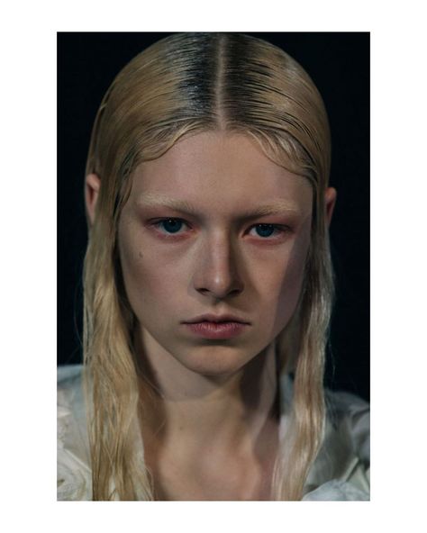 Ann Demeulemeester on Instagram: “Hunter Schafer (@hunterschafer) photographed by Adam Katz Sinding (@aks) backstage at the Ann Demeulemeester Spring-Summer 2019 show…” Hunter Schafer, Fire And Blood, Face Study, Face Drawing Reference, Human Reference, Face Reference, Face Photography, Model Face, Body Reference