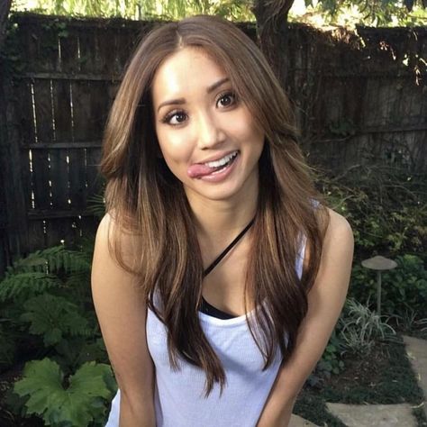 Brenda Song (@brendasong) • Instagram photos and videos Brenda Song, Skai Jackson, Chanel West Coast, 2000s Girl, Bonnie Wright, Best Kisses, Pretty Celebrities, About Hair, Beautiful Celebrities