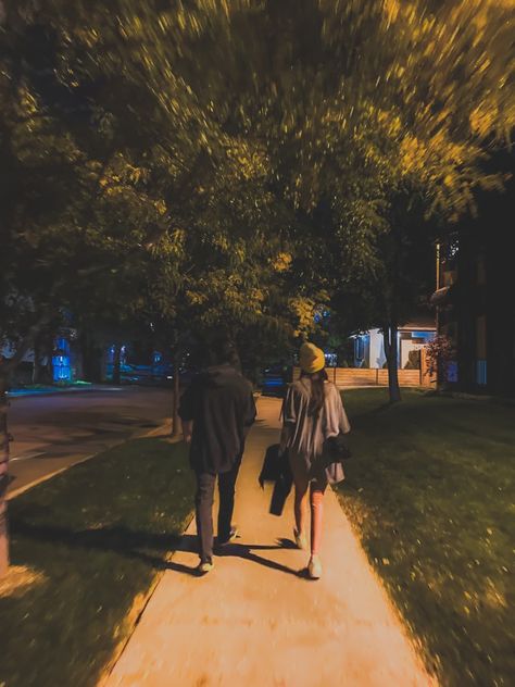 Couples walk Couple Night Walk, Couple Walking Together Aesthetic, Couple Walking At Night, Couple Aethstetic, Strangers Aesthetic, Couple Walk, Teenage Couples, Faceless Men, Boy Walking