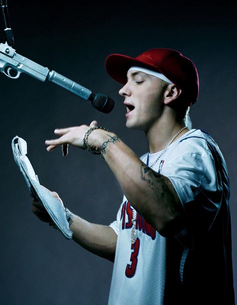 Soulja Ol'🚹 on Twitter: "What do you think is Eminem’s best verse?… " Eminem D12, Eminem M&m, Eminem Poster, Eminem Funny, The Slim Shady, British Rappers, Eminem Wallpapers, Eminem Photos, Trinidad James