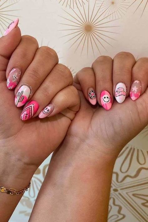 80+ Best Country & Western Nails for Every Cowgirl at Heart Cute Nashville Nails, Arizona Inspired Nails, Nails For A Country Concert, Nails Country Designs, Western Nails Short Square, Nashville Nail Designs, Cute Country Nails Designs, 2024 Acrylic Nails, Western Nails Ideas