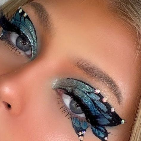 Butterfly Eye Makeup, Butterfly Eyeliner, Masquerade Makeup, Pumpkin Eyes, Butterfly Makeup, Butterfly Eyes, Dramatic Eye Makeup, Eye Makeup Steps, Eye Makeup Designs