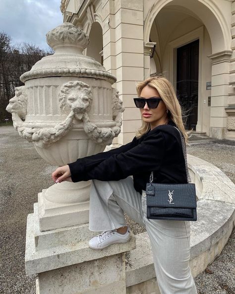 Ysl tasche, ysl bag ,ysl sunset, ysl crossbody bag, zara outfit, zara woman, , zara jeans, zara swetshirt, zara look, ysl aesthetic, vienna, vienna austria, fashion blogger Sandra Imiela on Instagram: “Waiting for summer like... and hoping that by that time we will live normally again😩 What do you most look forward to when the pandemic is…” Ysl Sunset Croc, Sunset Bag Ysl, Sunset Bag Ysl Outfit, Ysl Handbag Outfit, Ysl Kate Bag Outfit, Ysl Sunset Bag Outfit, Ysl Crossbody Bag Outfit, Ysl Outfits Women, Ysl Bag Outfit