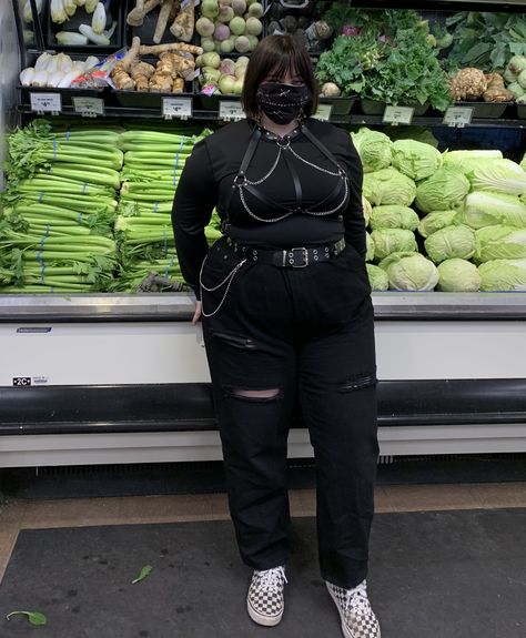 plus size soft goth punk harness emo egirl alt fashion Harness Outfit Casual Plus Size, Harness Fashion Plus Size, Harness Plus Size Outfit, Afro Goth Plus Size, Midsize Emo Fashion, Punk Outfits For Women Plus Size, Cute Alt Outfits Plus Size, Alt Outfit Inspo Plus Size, Egirl Fashion Plus Size