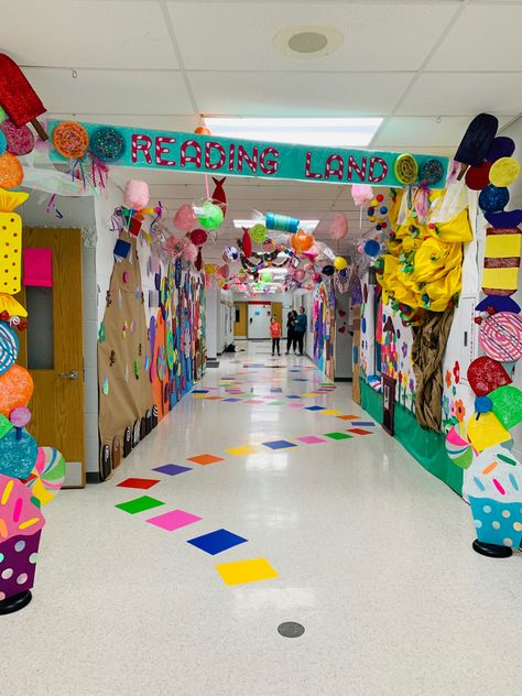 Fair Theme Decorations, Candyland Literacy Night, Candy Land Board Game Decorations, Book Fair Event Ideas, Candyland Themed Hallway, Literacy Week Decorations, Circus Book Fair Theme, Candyland School Decorations, Candy Land Literacy Night