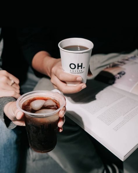 OH Coffee Franchise on Instagram: “I love coffee. I love a midday espresso on set, just for the energy” Madeleine, Coffee Photos Aesthetic, Photo Coffee Ideas, Coffee Branding Photography, Coffee Brand Social Media, Coffee Drink Photography, Coffee Photoshoot Ideas, Cafe Photography Ideas, Coffee Lifestyle Photography