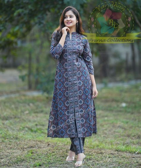 Collar Cotton Kurti, Pure Silk Suit Designs Indian Latest, Pure Silk Dress Design, Per Kurti Design, Printed Kurti Pattern, Neck Design For Kurta For Women, Cotton Ajrakh Kurti, Kurti Design With Collar Neck, Ajrakh Kurta Designs Latest