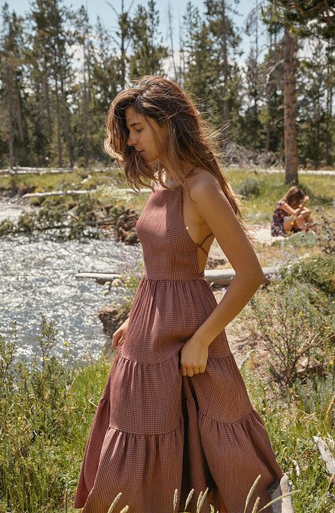 Linen Boho Outfit, Dressy Hipster Outfits, Boho Photoshoot Dress, Summer Day Dresses Casual, Christy Dawn Style, Beige Linen Dress Outfit, Neutral Summer Dress, Spring Boho Outfits, Summer Flowy Dresses