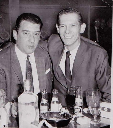 Ronnie Kray (L) having drinks with American singer Johnny Ray Ron Kray, Ronnie Kray, Reggie Kray, Kray Twins, Dangerous Men, The Krays, Real Gangster, Unseen Images, Star Of The Day