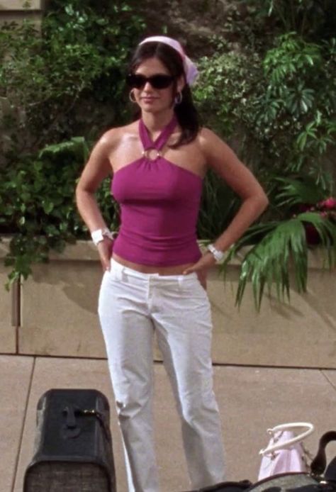 #summer #theoc #00s 00s Fashion, The Oc Summer, 00’s Fashion, Summer Roberts, Oc California, Pool Outfits, Character Icons, Early 2000s Fashion, 2000s Outfits