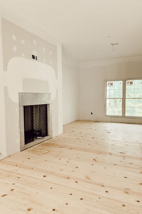 White Pine Flooring, Pine Floor Kitchen, Pine Floors Living Room, Light Pine Floors, Pine Floors Farmhouse, Natural Pine Floors, Pine Board Floors, White Pine Floors, Pine Wood Floor