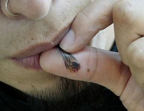 Thc Tattoo, Men Finger Tattoos, Pinky Tattoo, Cool Finger Tattoos, Finger Tats, Knuckle Tattoos, Worlds Best Tattoos, Finger Tattoo Designs, Men Tattoos Arm Sleeve