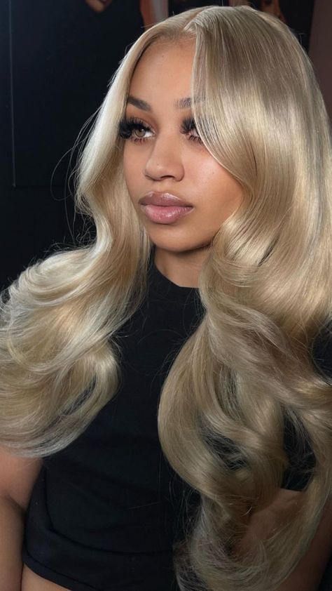 Frontal Wig Hairstyles, Birthday Hairstyles, Dyed Hair Inspiration, Honey Blonde Hair, Dope Hairstyles, Hair Laid, Front Lace Wigs Human Hair, Baddie Hairstyles, Hair Inspo Color