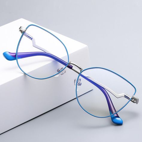 Classy Glasses, Metal Frame Glasses, Metal Cat, Cat Eye Glasses Frames, Metal Glasses, Eye Glasses Frames, Blue Glasses, Stylish Glasses, Glasses Frame