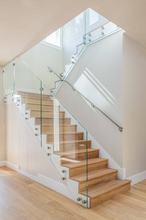 1930 House Renovation, Staircase Glass Design, 1930 House, Glass Stairs Design, Modern Staircase Railing, Glass Staircase Railing, Building A Custom Home, Glass Railing Stairs, Modern Staircase Design