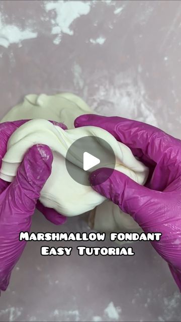 Berrylicious Sweets on Instagram: "Did you know that making marshmallow fondant is super easy and it taste delicious?! Here is a quick recipe and tutorial for you to use next time you want to make fondant! Leave your thoughts down below and make sure you save this video! #fondant #baking #cake #bakingtutorial" Fondant Recipe For Beginners, Marshmallow Fondant Recipe, Cake Decorating Tutorials Videos, Homemade Fondant, Fondant Tips, How To Make Marshmallows, Making Fondant, Fondant Recipe, Marshmallow Fondant