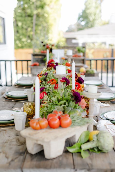 An Alfresco Summer Pizza Party Inspired by Italia! • Beijos Events Fresco, Summer Pizza Party, Pizza Party Decor, Outdoor Pizza Party, Backyard Pizza Party, Summer Pizza, Summer Backyard Parties, Pizza Life, Golden Arrow