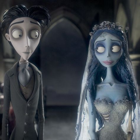 Scary Movies For Kids, Corpse Bride Characters, Summer Backyard Fun, Ide Halloween, Victor Corpse Bride, Emily Corpse Bride, Tim Burton Corpse Bride, Emily Watson, Tim Burton Characters