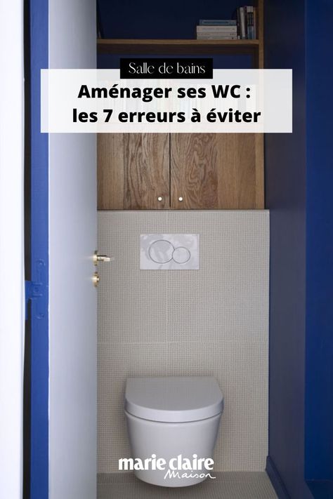 Eclairage, rangement, couleurs, déco : découvrez les erreurs à éviter pour réussir l'aménagement des WC, cette pièce souvent mal aimée de la maison. Wc Decoration, Listening Device, School Bully, Toilet Decoration, Wc Design, Toilet Design, Decor On A Budget, Diy Renovation, Home Staging