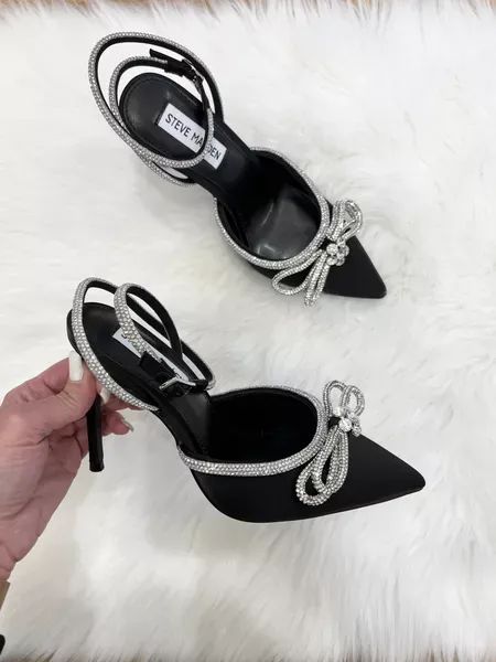 Heels That Cover Your Toes, Mango Heels, Homecoming Shoes, High Heels Outfit, Trending Heels, Pretty Heels, Dr Shoes, Holiday Shoes, Fashion Shoes Heels