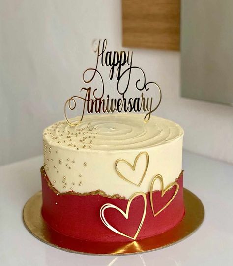 happy anniversary fault line cake heart