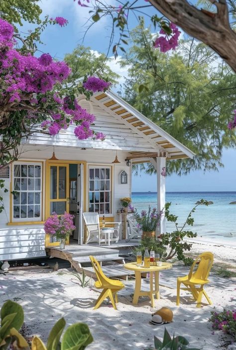 Bonito, Relaxing Photos, Small Beach Houses, Sea House, Southern House, Small Cottages, Dream Beach Houses, Time To Relax, Beach House Style